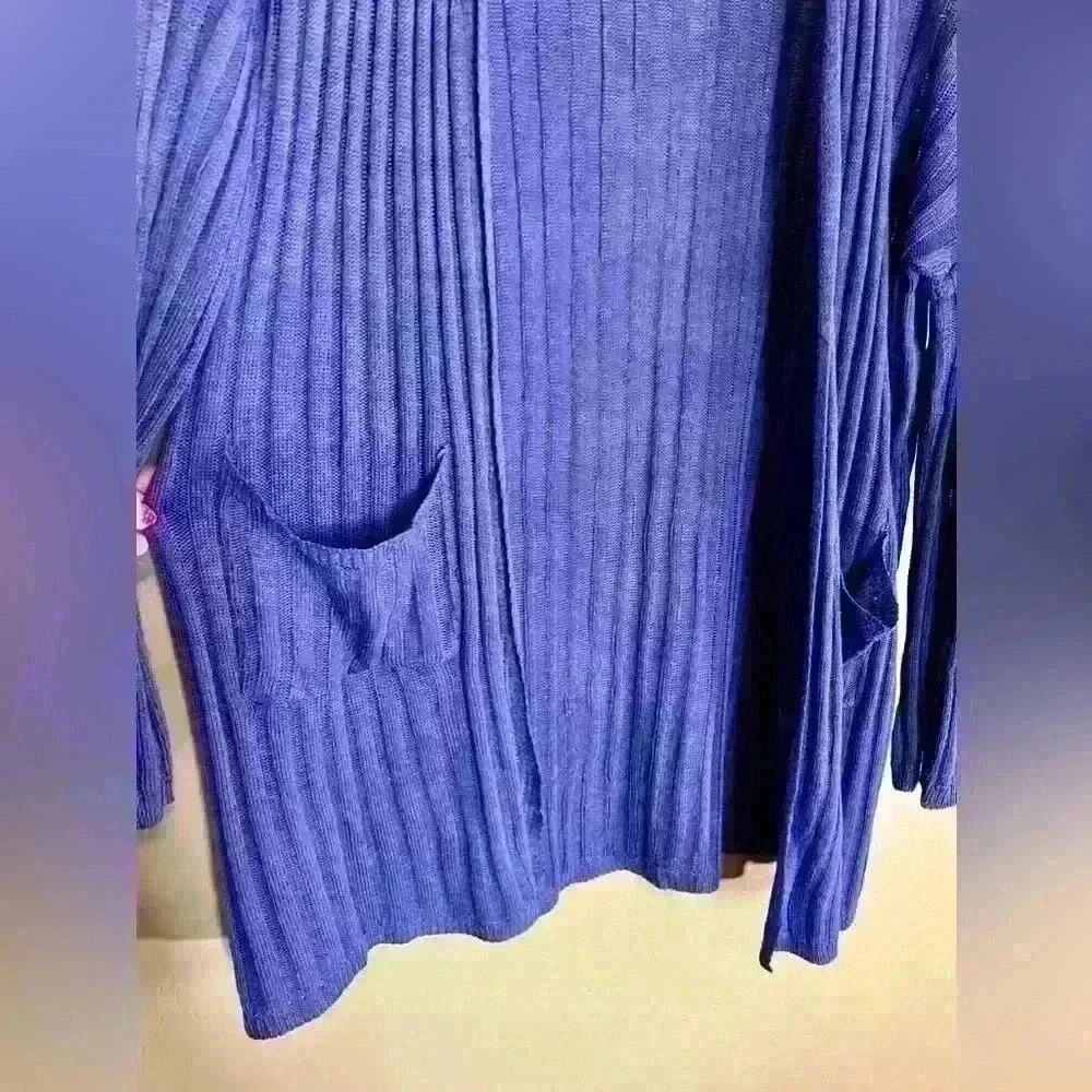 Periwinkle Ribbed Sweater with Pockets - Picture 2 of 4